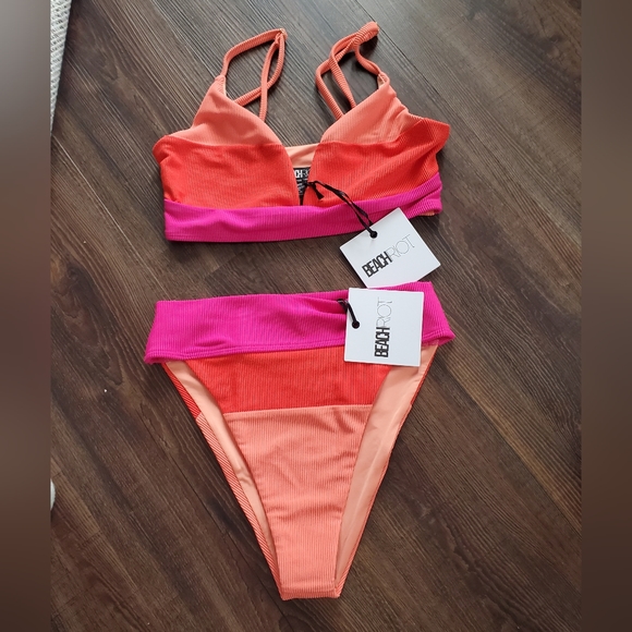 Beach Riot Bikini Set - Picture 4 of 6